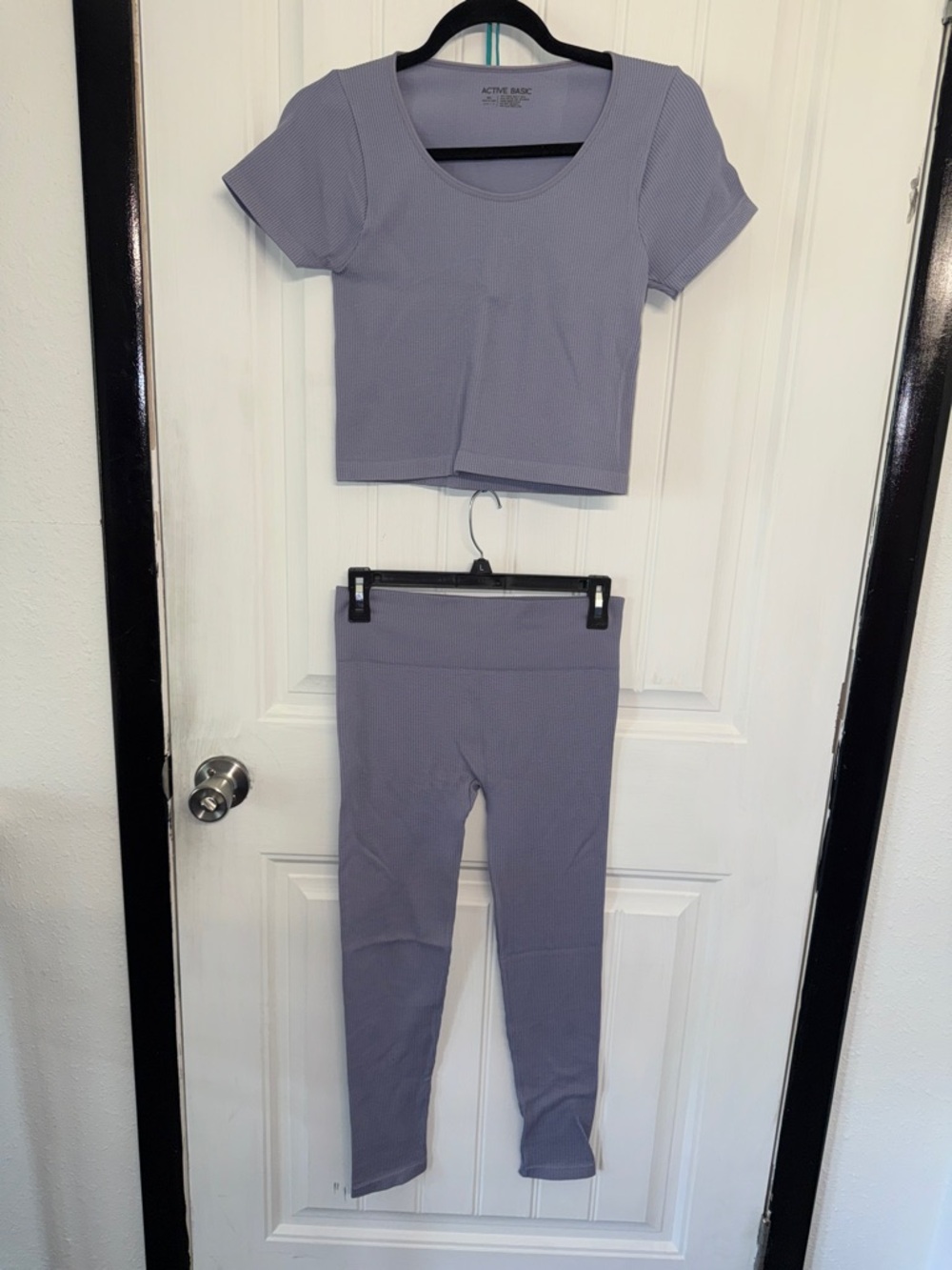 NWOT Active Basic Lavender Ribbed Short Sleeve Crop Top & Leggings Set
